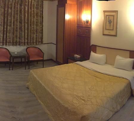 Changsing Business Motel Tainan Exterior photo
